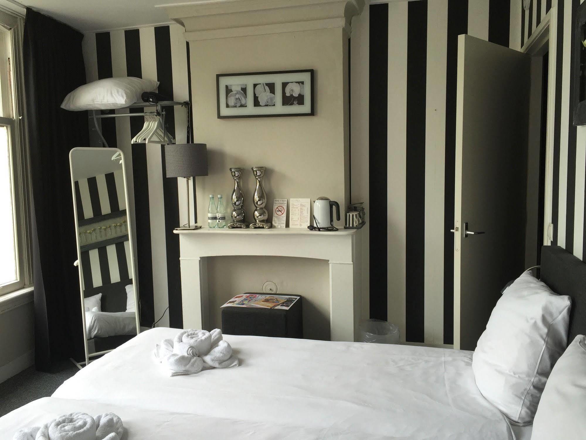 Nine-T-Teen Bed And Boutique Amsterdam Ngoại thất bức ảnh